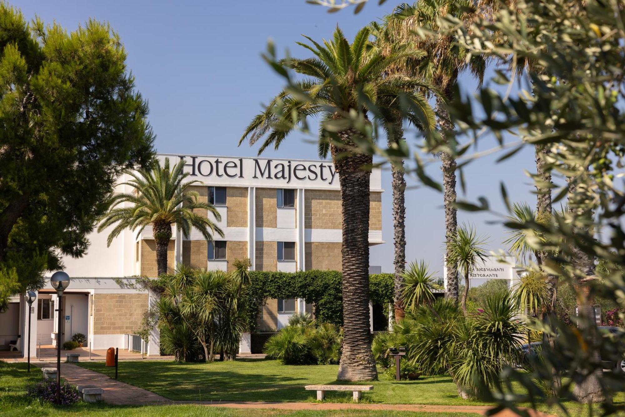 Hotel Majesty บารี ภายนอก รูปภาพ